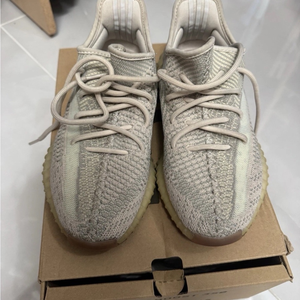 Yeezy Boost 350 V2 Citrin Size 7
